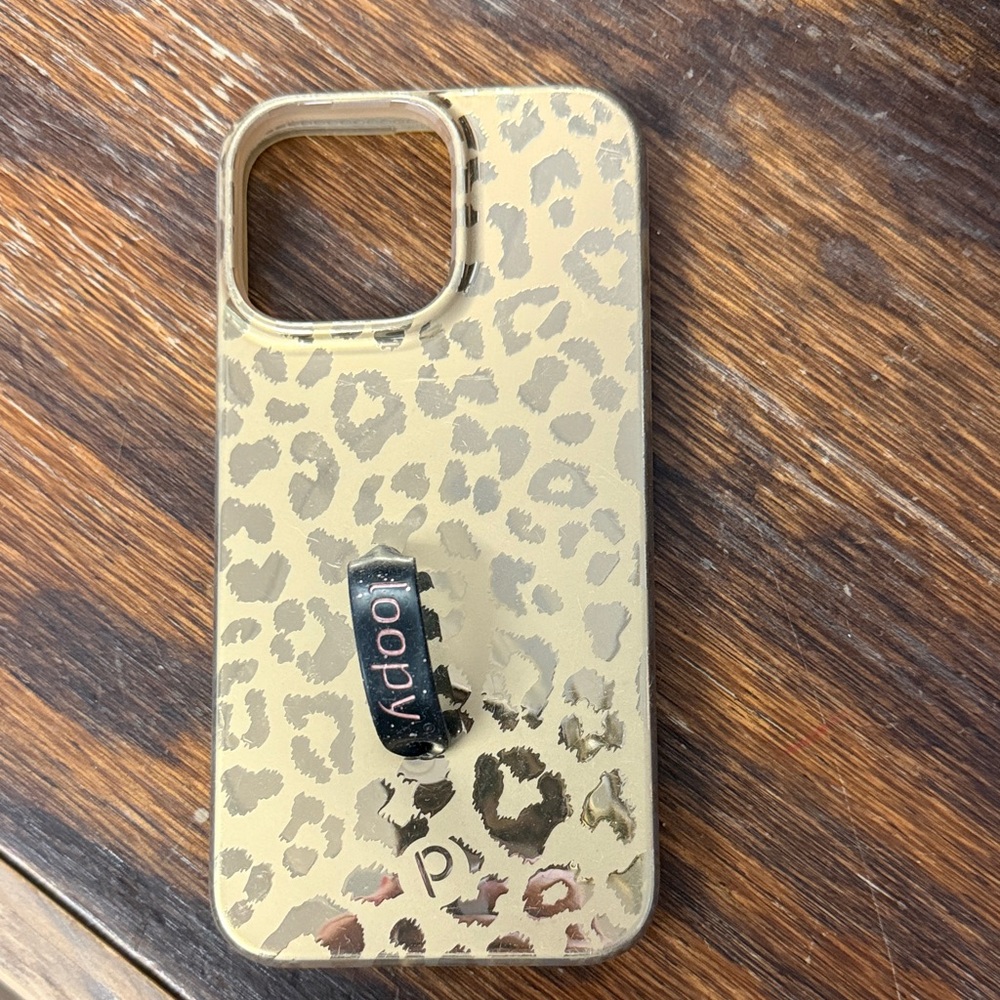 I phone 14 Pro Max Leopard Print Phone Case with Black Accents